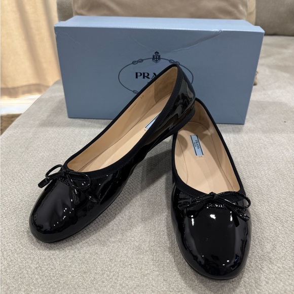 ❌SOLD❌ Prada Ballet Shoes Size EU 38 - Picture 2 of 11